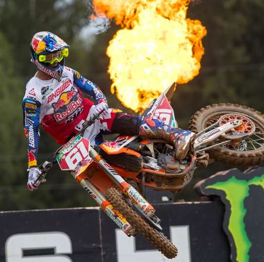 JORGE PRADO